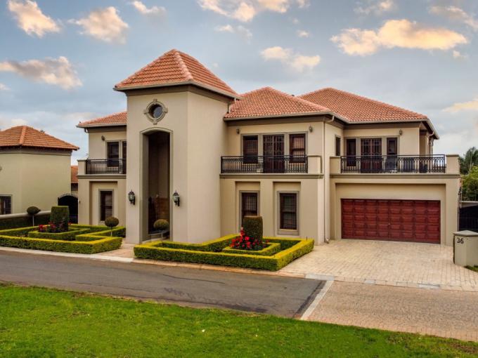 6 Bedroom House for Sale For Sale in Faerie Glen - MR483329