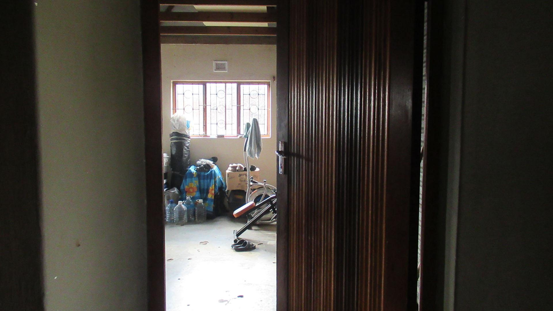 Spaces - 10 square meters of property in Regency Park