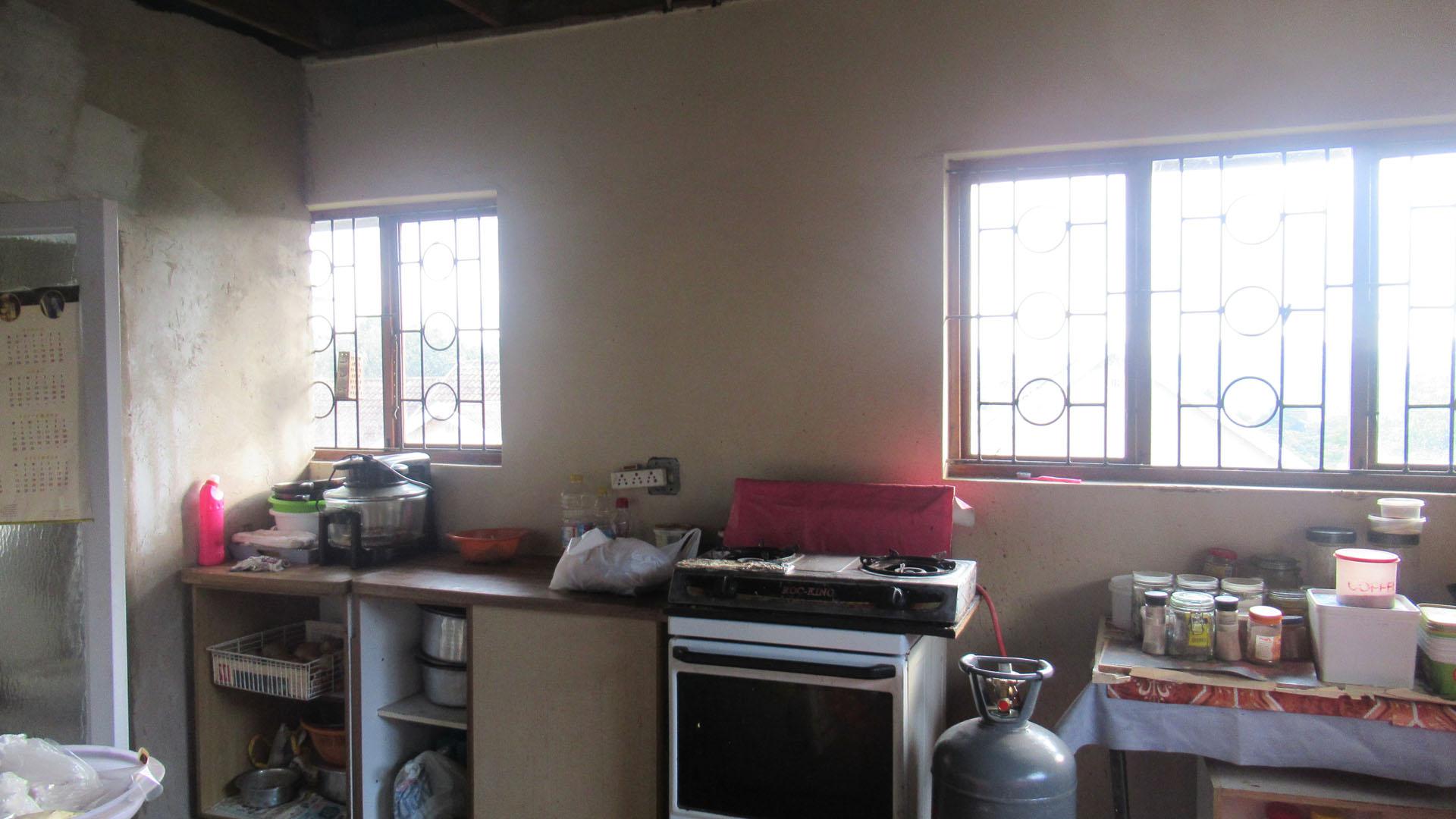 Spaces - 10 square meters of property in Regency Park