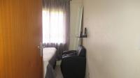 Bed Room 1 - 12 square meters of property in Regency Park