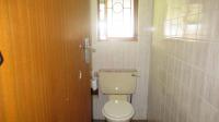 Bathroom 2 - 2 square meters of property in Regency Park