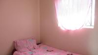 Bed Room 1 - 8 square meters of property in Riverside View