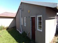 Front View of property in Sakhile