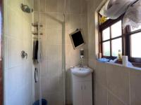 Bathroom 1 - 5 square meters of property in Parkwood