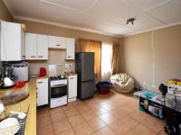 Kitchen - 24 square meters of property in Parkwood