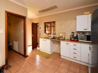 Kitchen - 24 square meters of property in Parkwood