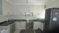 Kitchen - 8 square meters of property in Ballito