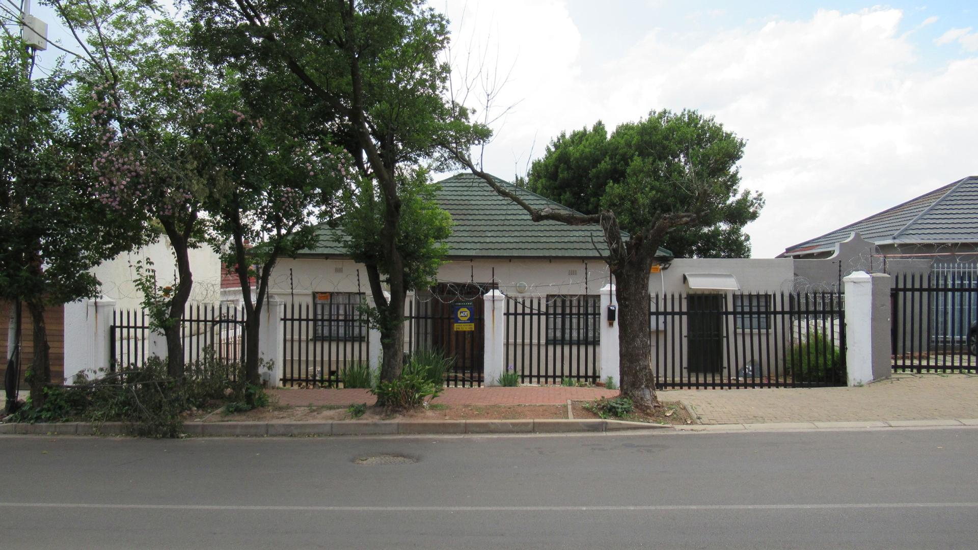 Front View of property in Westdene (JHB)