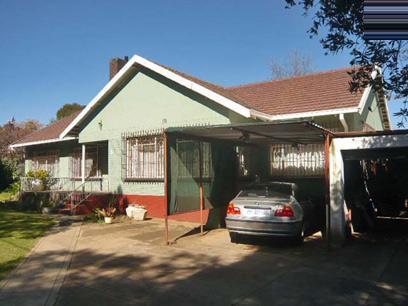 4 Bedroom House for Sale For Sale in Kempton Park - Home Sell - MR48366