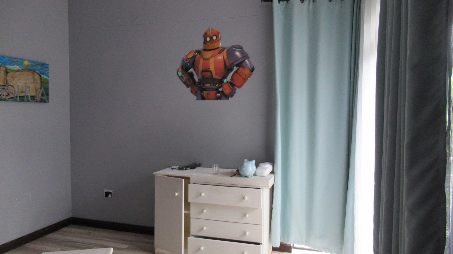 Bed Room 2 - 25 square meters of property in Serengeti Golf and Wildlife Estate