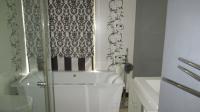 Bathroom 1 - 8 square meters of property in Witfontein
