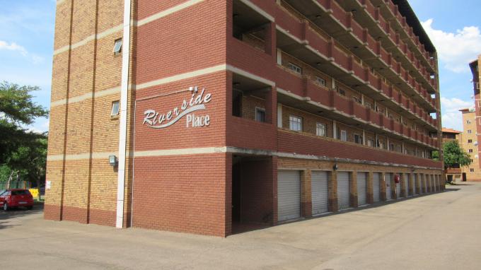 2 Bedroom Apartment for Sale For Sale in Zwartkop - Home Sell - MR483799