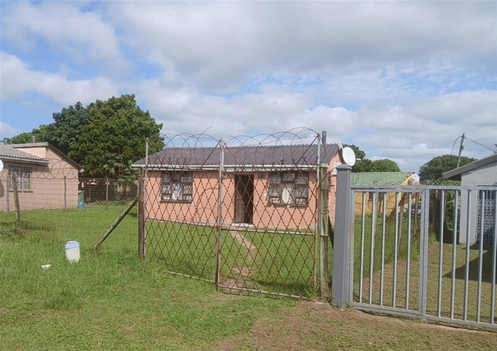 Front View of property in Esikhawini