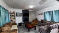 Lounges - 32 square meters of property in Sasolburg