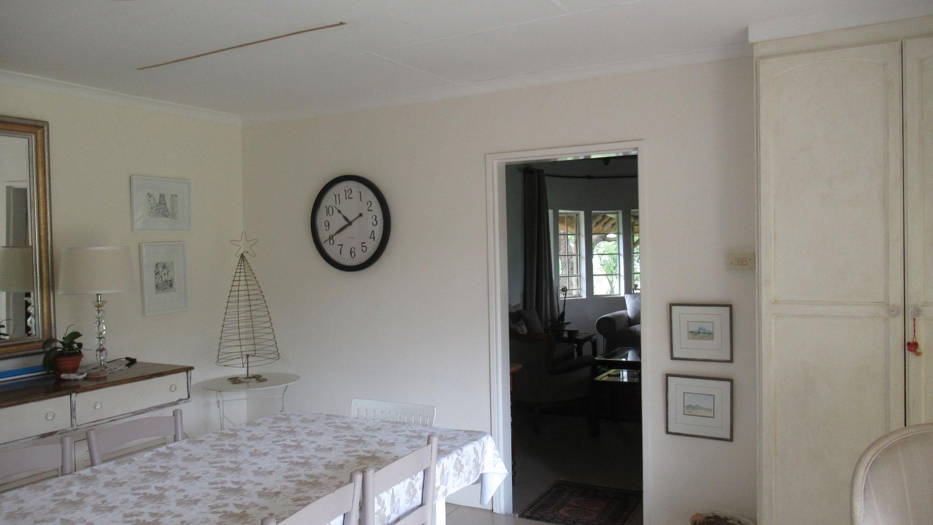 Dining Room - 22 square meters of property in Hartbeespoort