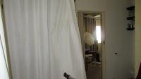 Bathroom 1 - 8 square meters of property in Hartbeespoort