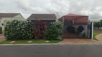 3 Bedroom 1 Bathroom House for Sale for sale in Somerset West