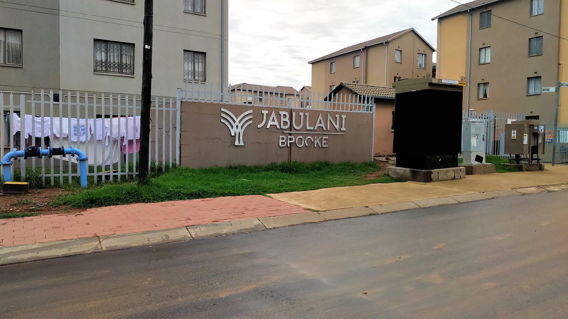 Front View of property in Jabulani