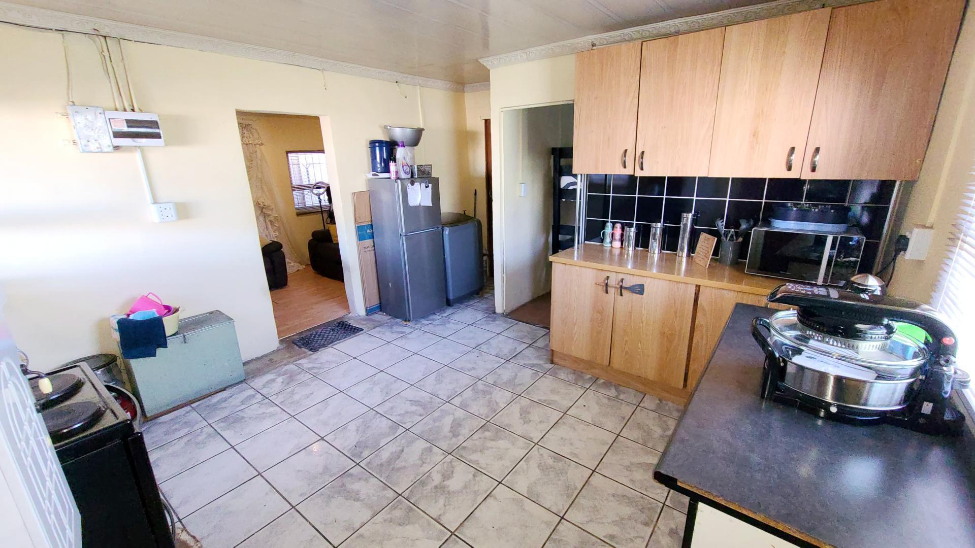 Kitchen of property in Blue Downs