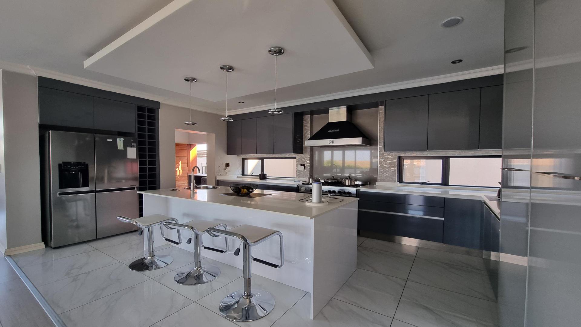 Kitchen of property in Copperleaf Golf and Country Estate