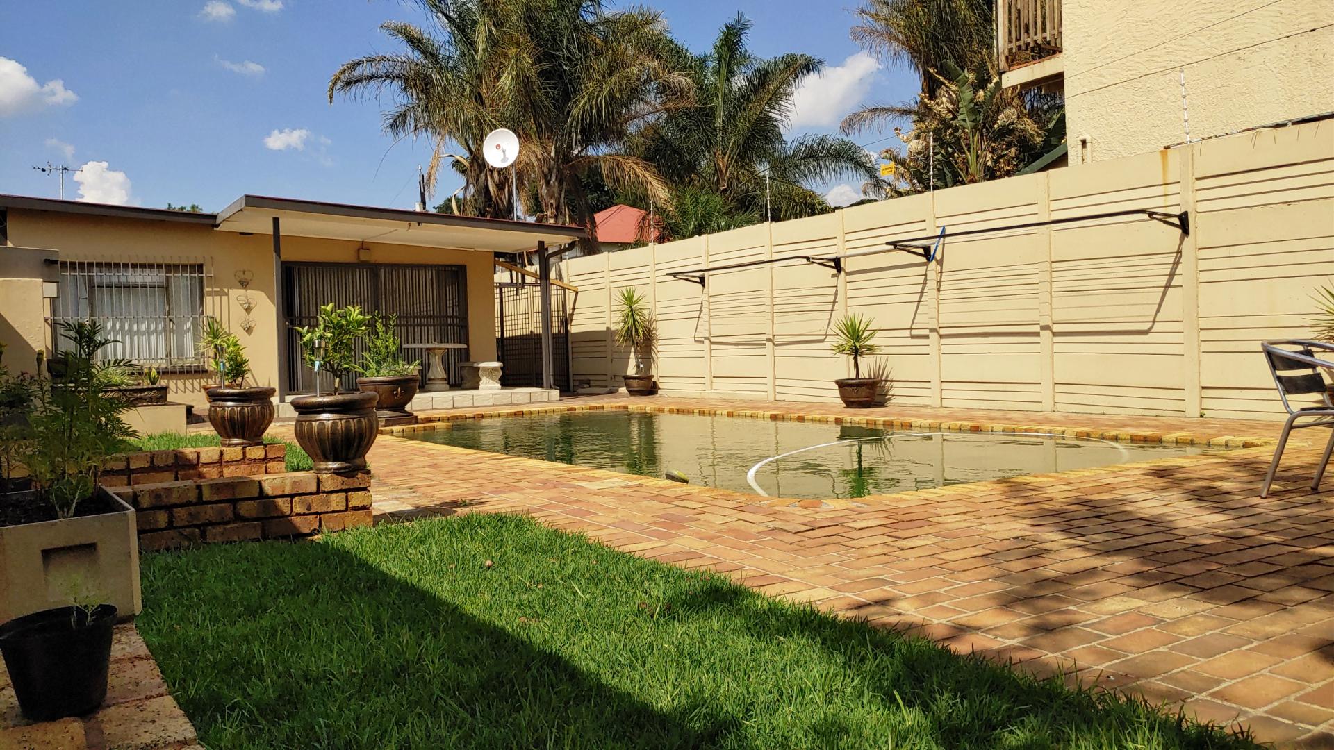 3 Bedroom House for Sale For Sale in Alberton MR484900 M