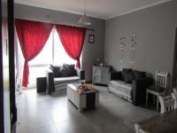Lounges of property in Humansdorp