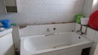 Bathroom 2 - 7 square meters of property in Berea - JHB