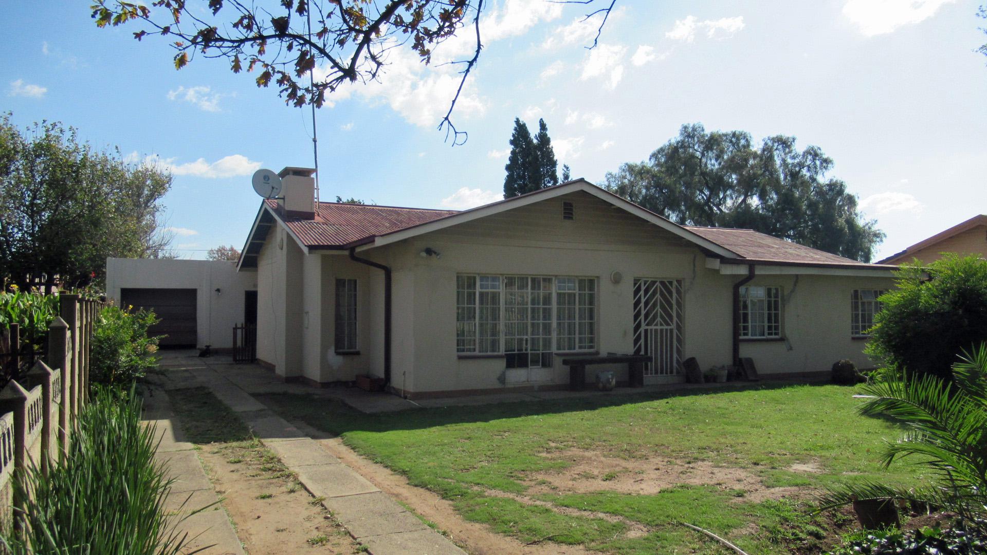 Front View of property in Vanderbijlpark