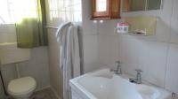 Bathroom 1 - 9 square meters of property in Vanderbijlpark