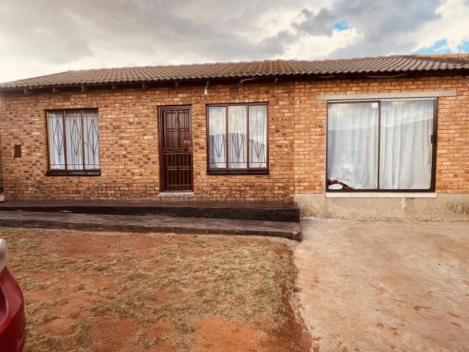 2 Bedroom House to Rent in Vosloorus - Property to rent - MR485283