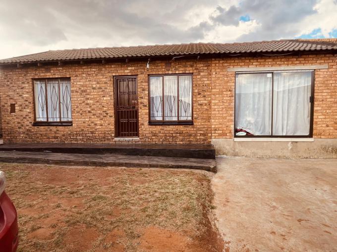 2 Bedroom House to Rent in Vosloorus - Property to rent - MR485283