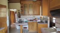 Kitchen - 25 square meters of property in Parkhill Gardens