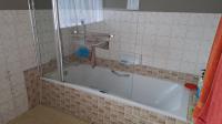 Bathroom 1 - 8 square meters of property in Declercqville