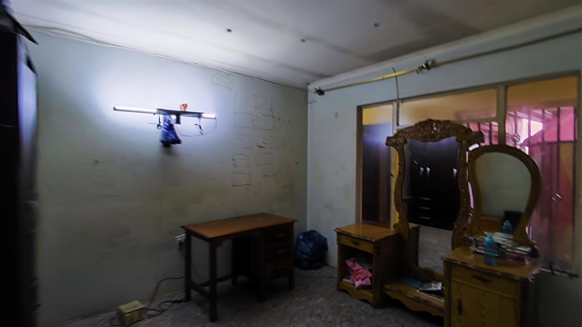 Bed Room 1 - 13 square meters of property in Actonville