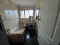 Bathroom 1 - 8 square meters of property in Lotus Gardens