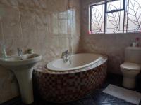Main Bathroom - 9 square meters of property in Lotus Gardens
