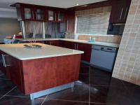 Kitchen - 18 square meters of property in Lotus Gardens
