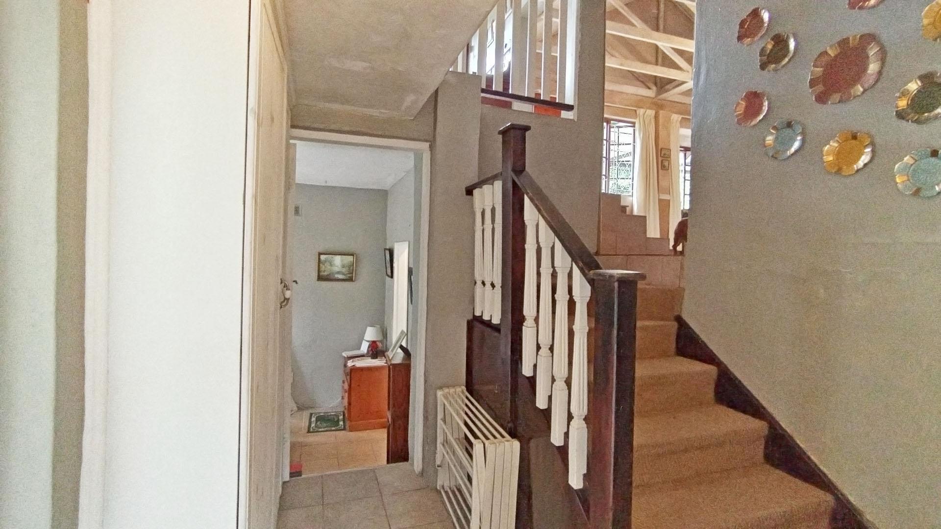 Spaces - 22 square meters of property in Assagay