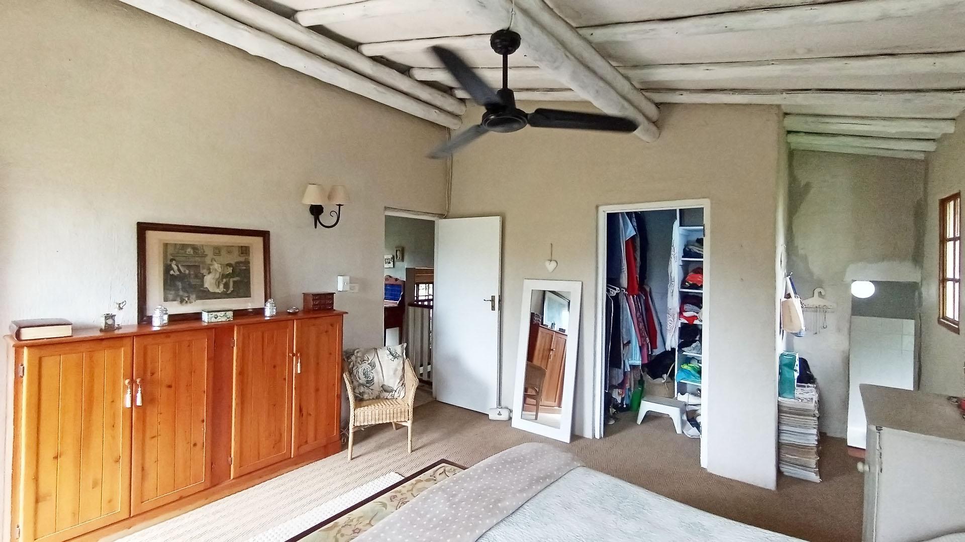 Main Bedroom - 19 square meters of property in Assagay