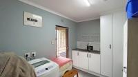 Scullery - 9 square meters of property in Assagay