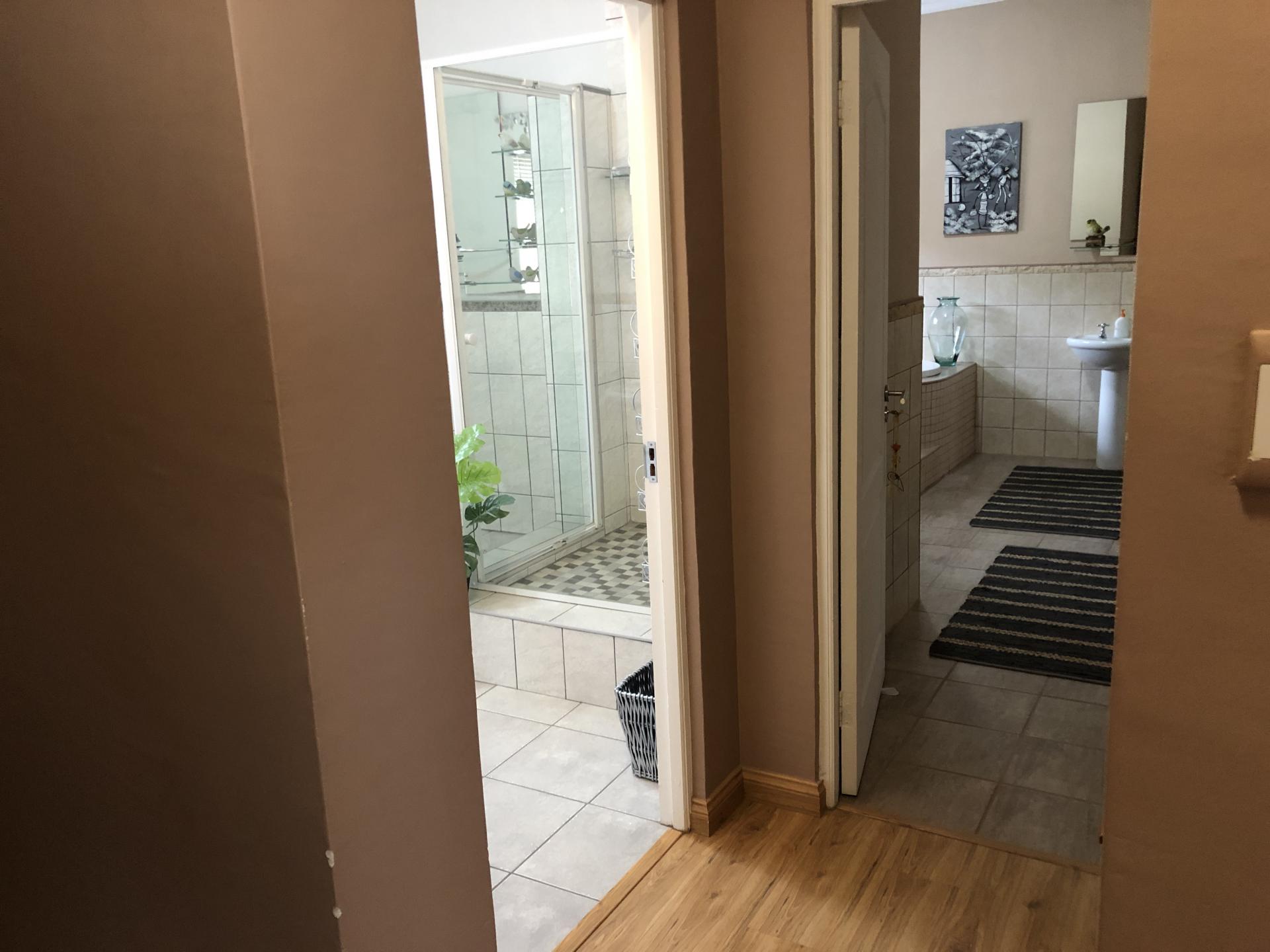 Spaces - 15 square meters of property in Lady Grey