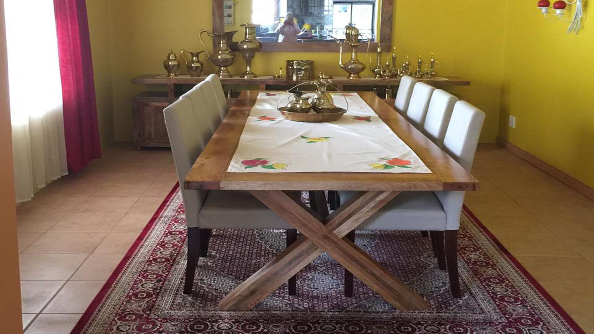 Dining Room - 25 square meters of property in Lady Grey