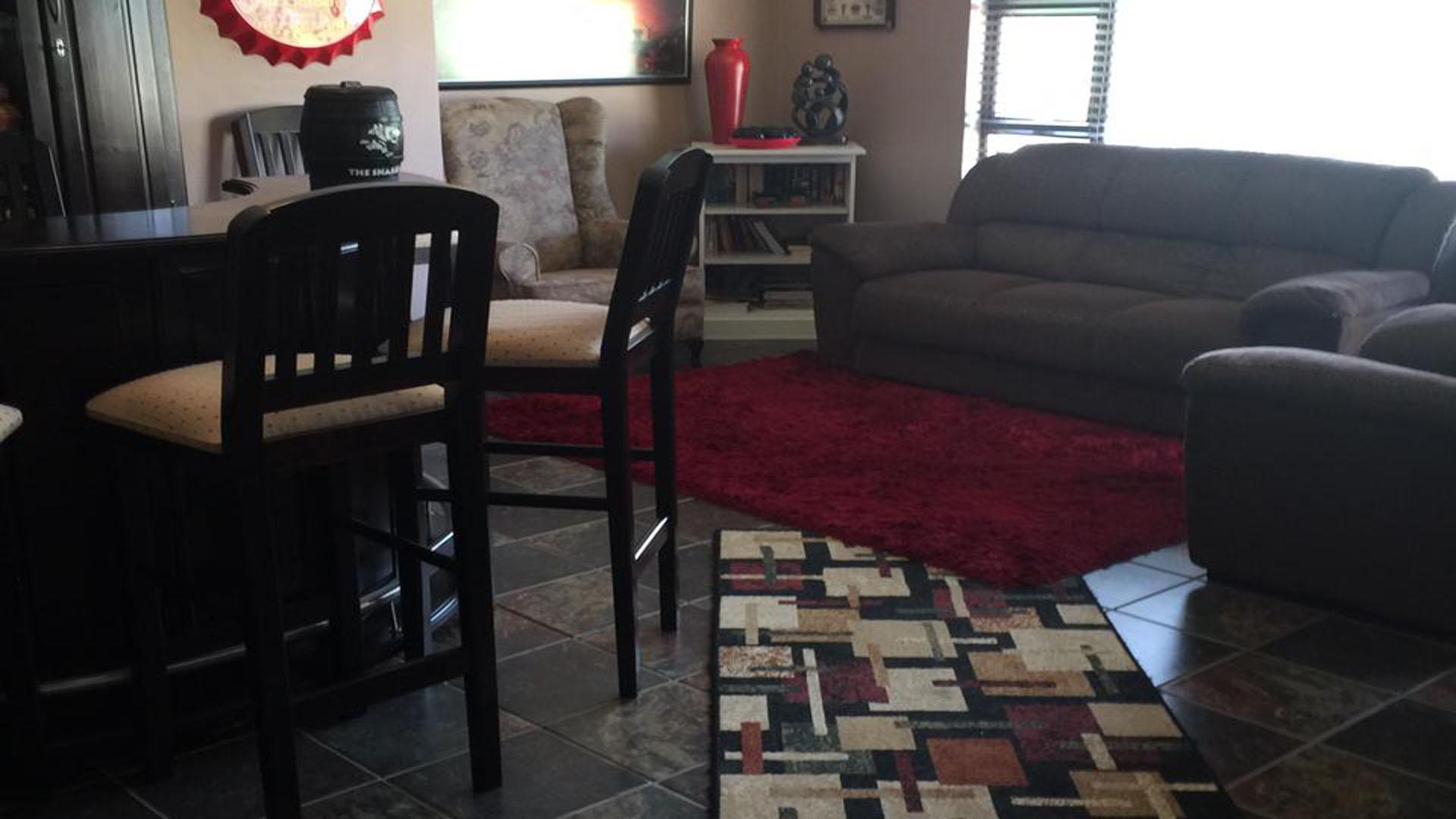 Entertainment - 29 square meters of property in Lady Grey