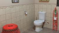 Bathroom 1 - 15 square meters of property in Lady Grey