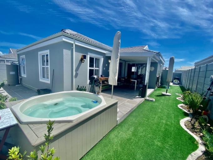 3 Bedroom House for Sale For Sale in Sunningdale - CPT - MR487231