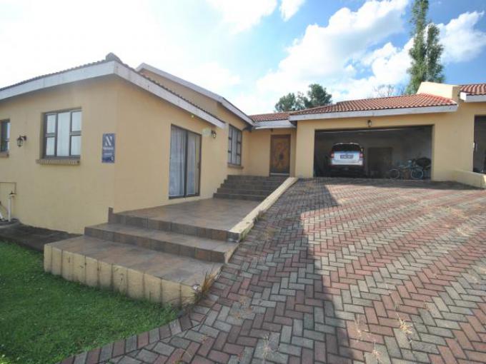 Standard Bank EasySell 3 Bedroom Sectional Title for Sale in