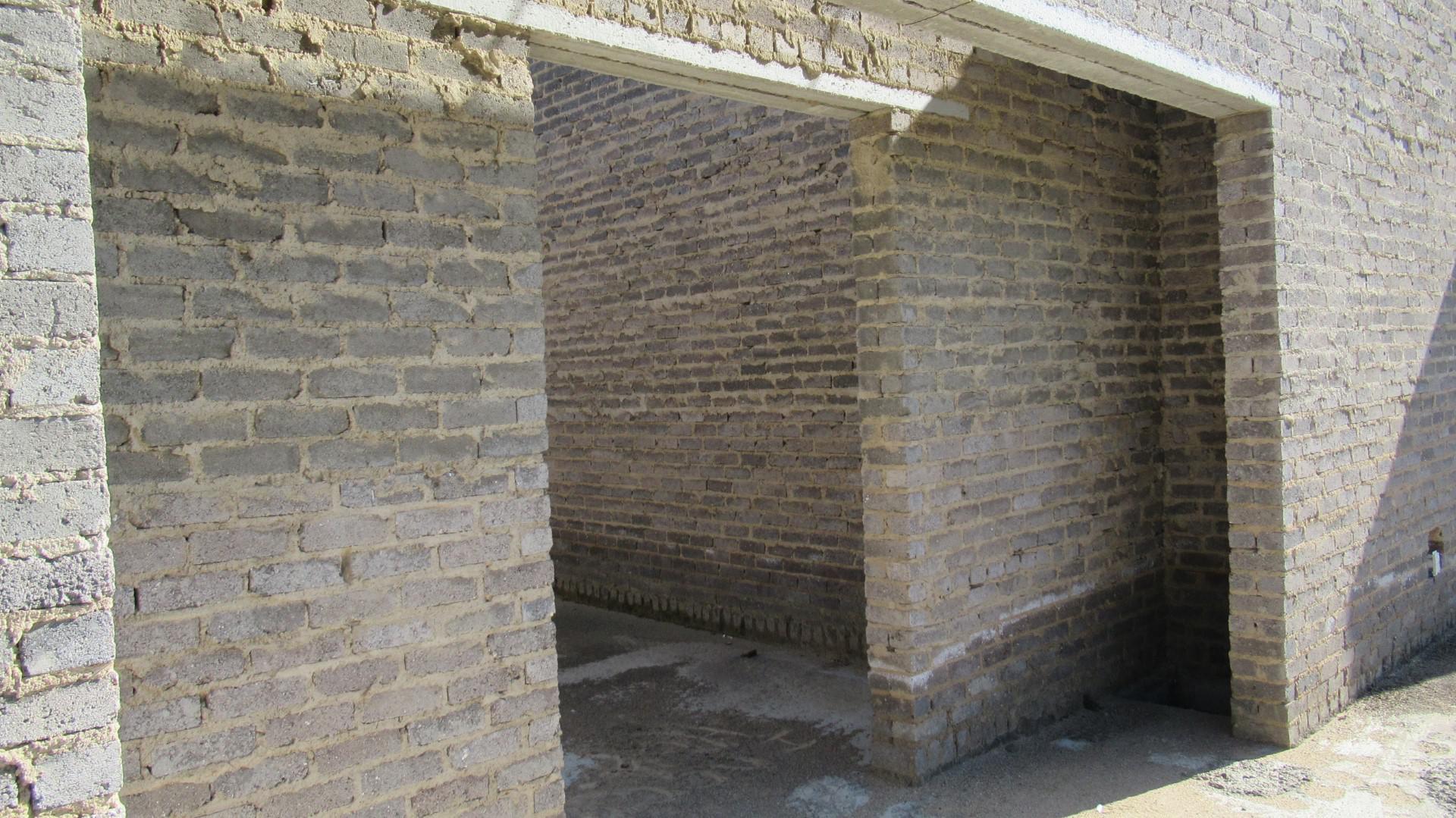 Spaces - 858 square meters of property in Bredell AH