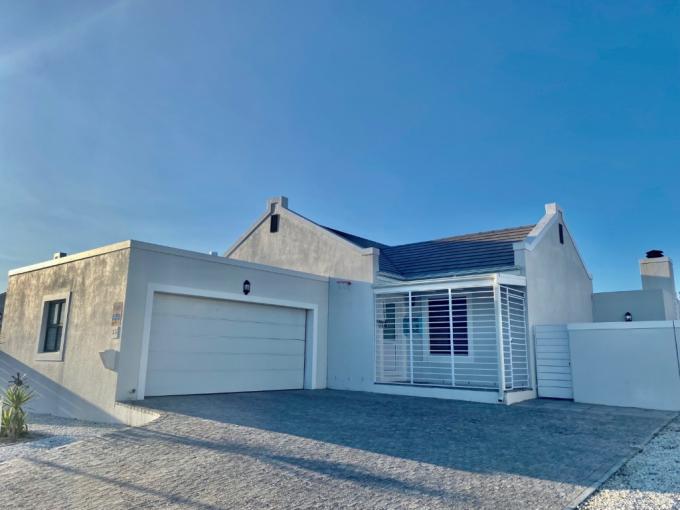 4 Bedroom House for Sale For Sale in Sunningdale - CPT - MR488056