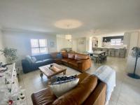  of property in Sunningdale - CPT