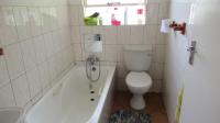 Bathroom 1 - 4 square meters of property in Rensburg